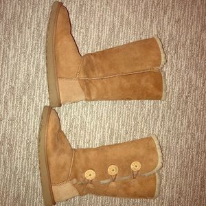 Chestnut Ugg Boot